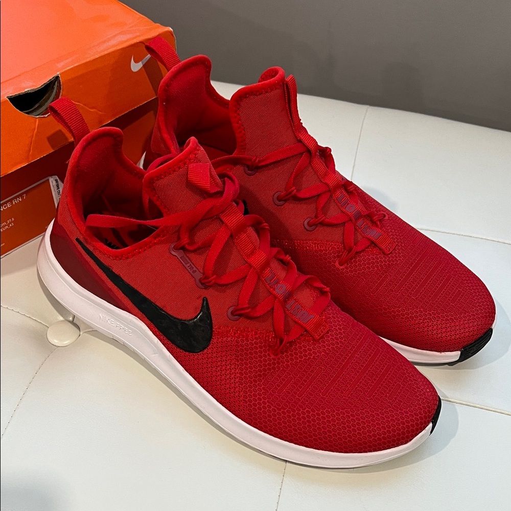 Nike Flex Experience RN 7 Training Sneakers